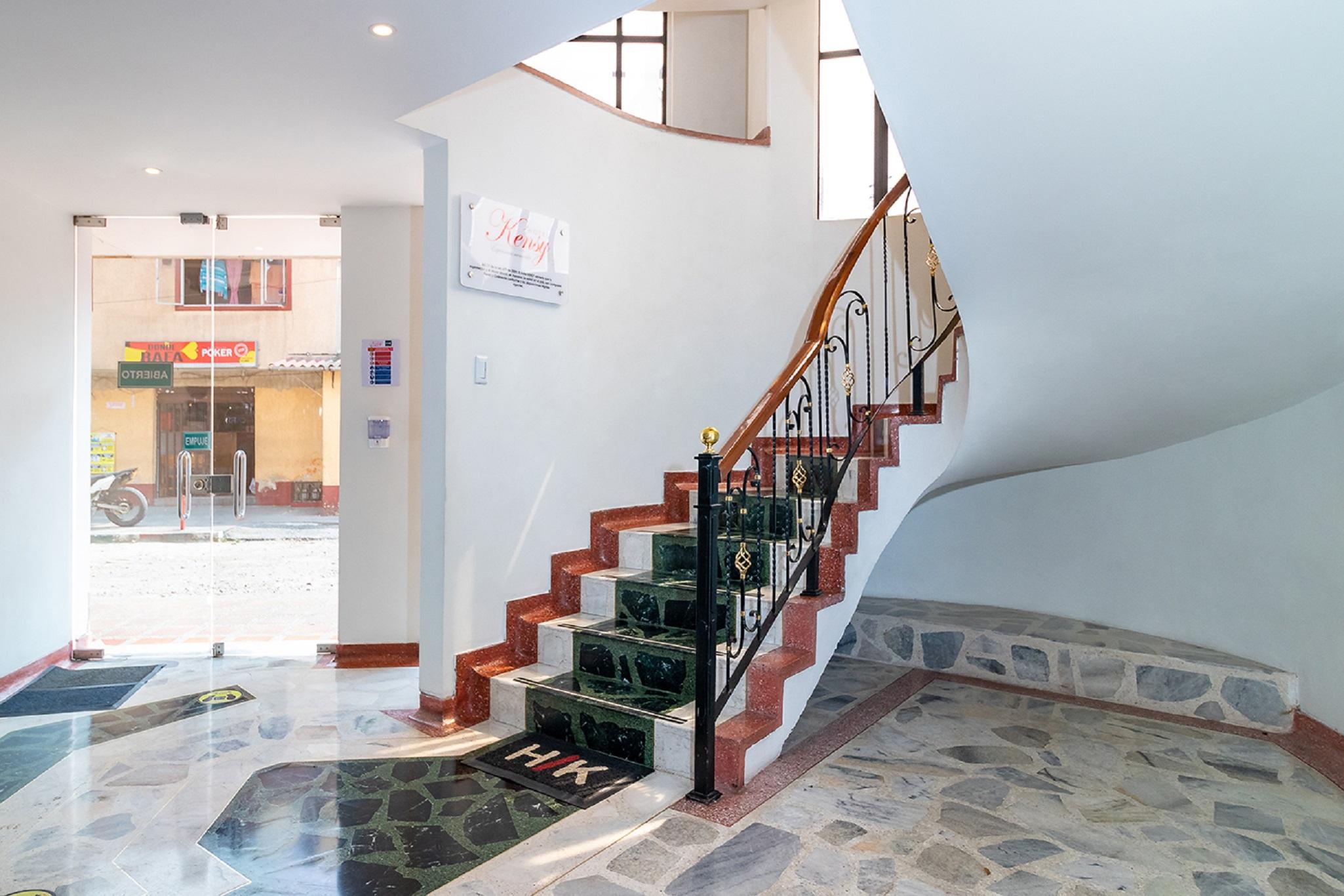 Lavid Hotel Kennedy Богота Экстерьер фото