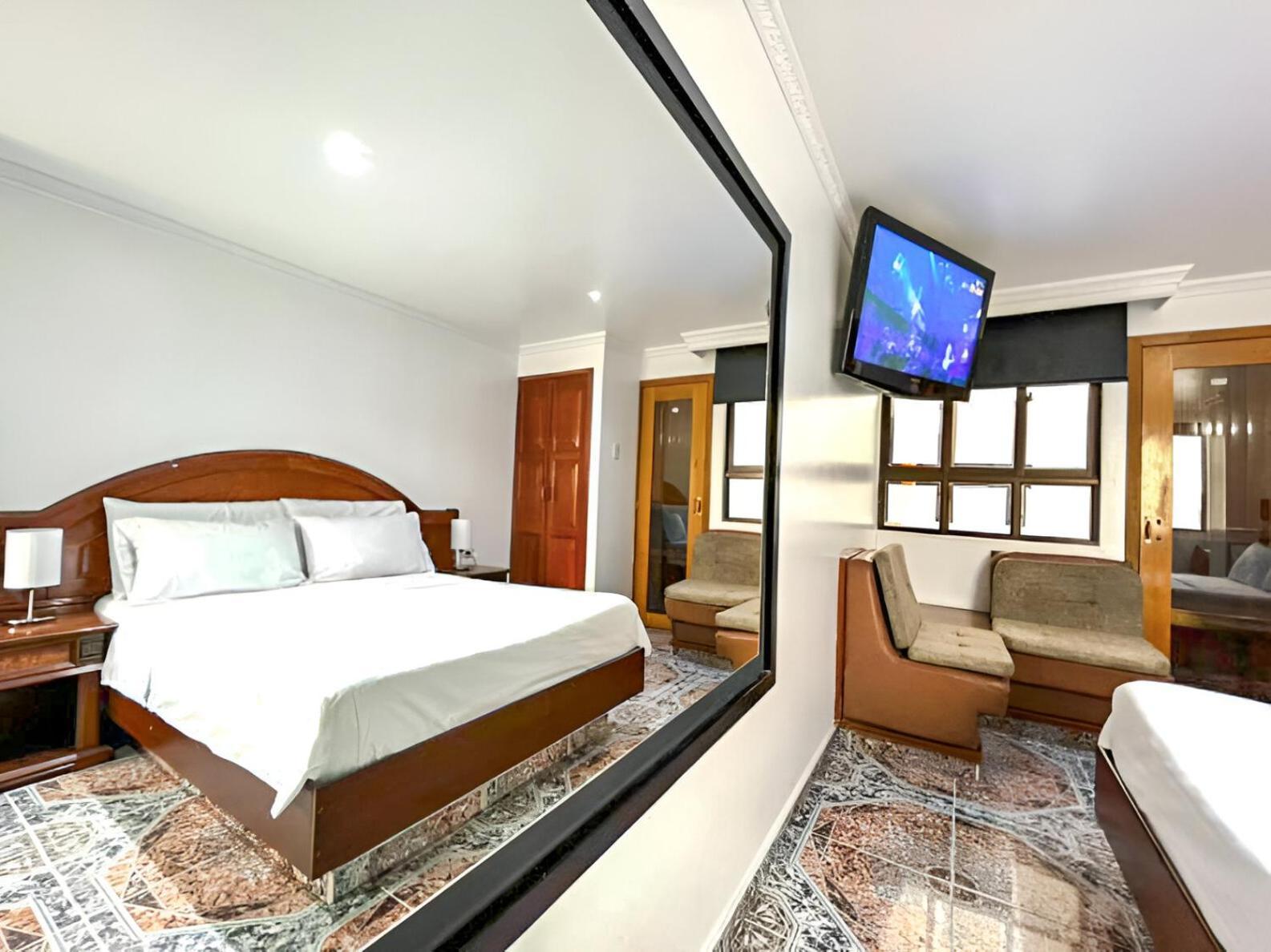 Lavid Hotel Kennedy Богота Экстерьер фото